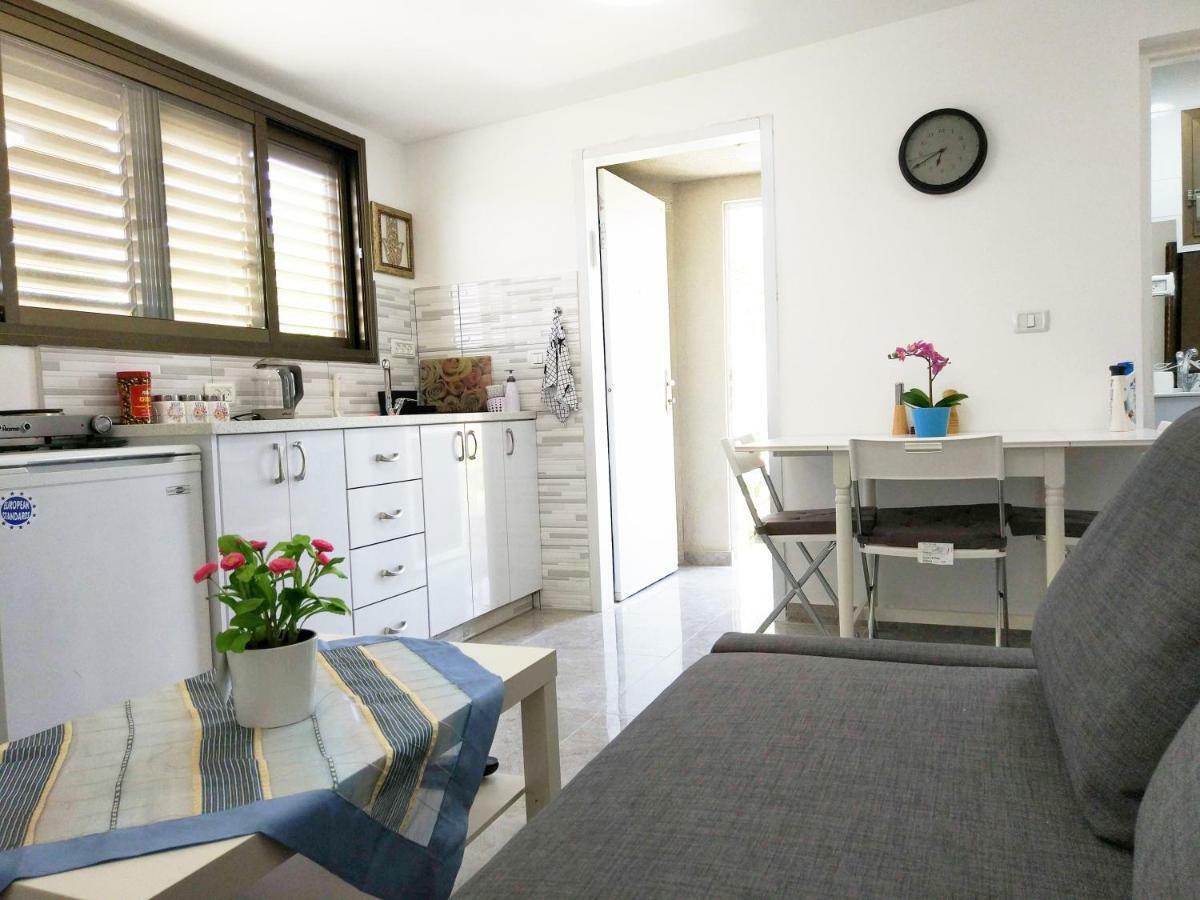 Carmela House Apartment Arad Bagian luar foto